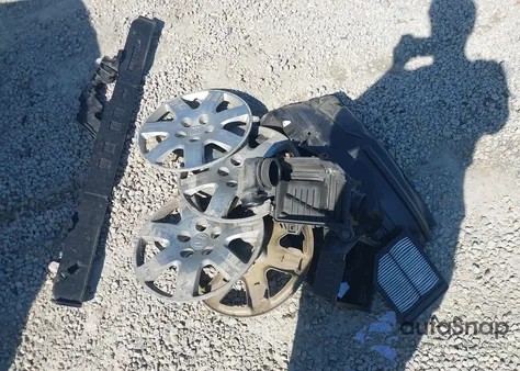 2010 Honda Civic Lx z USA, uszkodzony, nr VIN 19XFA1F55AE027848